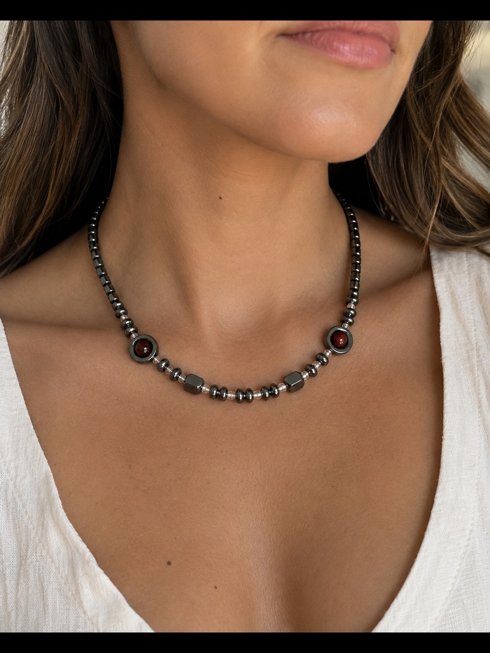 Vintage Style Hematite Beaded Necklace with Red Accent Stones Like New 18"